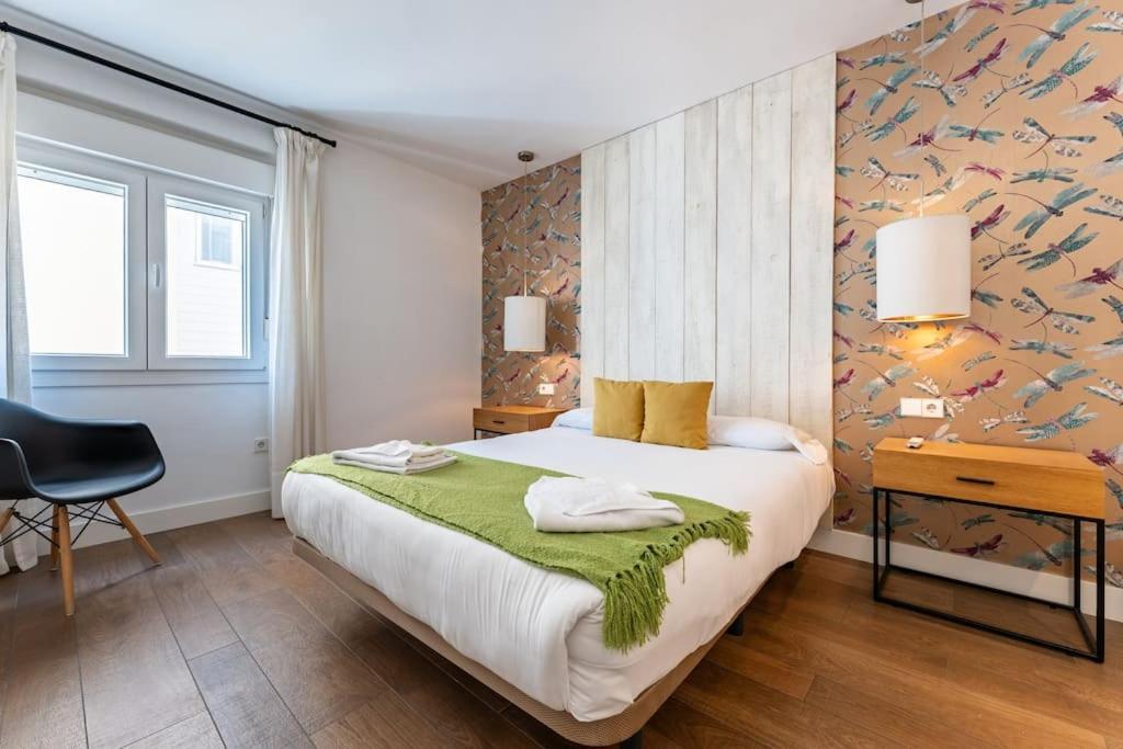 Super Central Malaga Flat With Terrace And Free Parking Екстер'єр фото